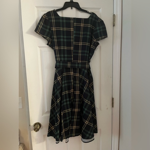 Beautiful plaid dress plus size 3X - Picture 2 of 3